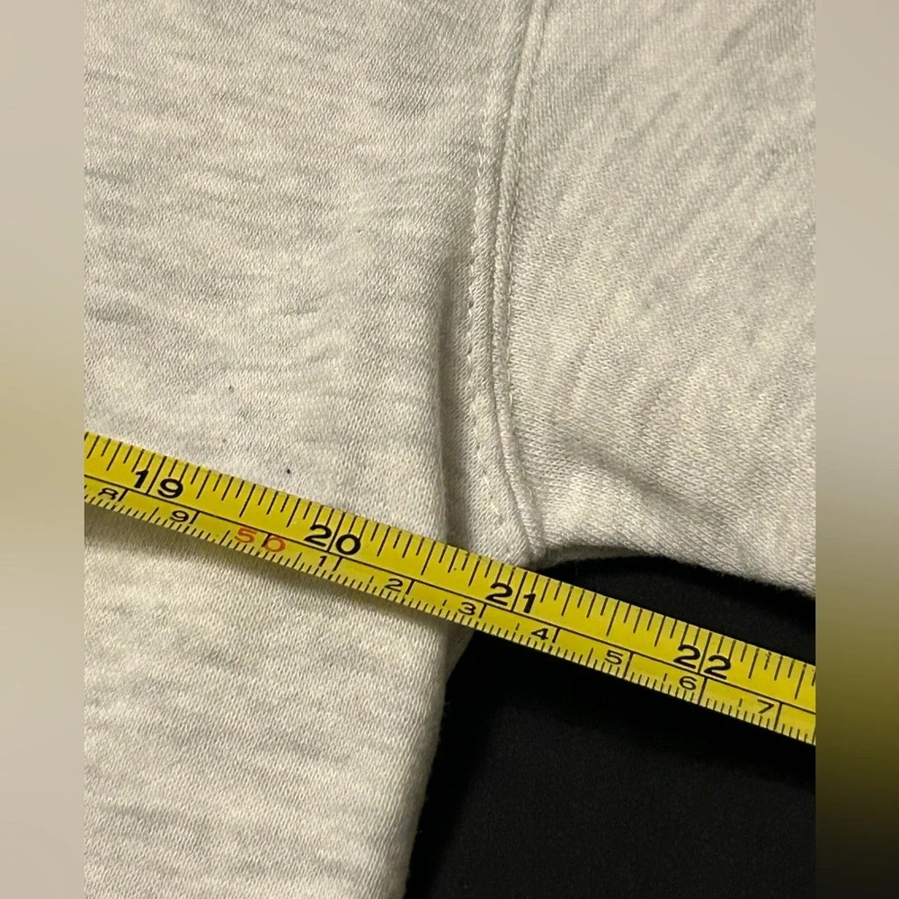 Bedford Fall NY Sweatshirt M snug NWOT It’s A Wonderful Life Christmas film - Picture 8 of 12
